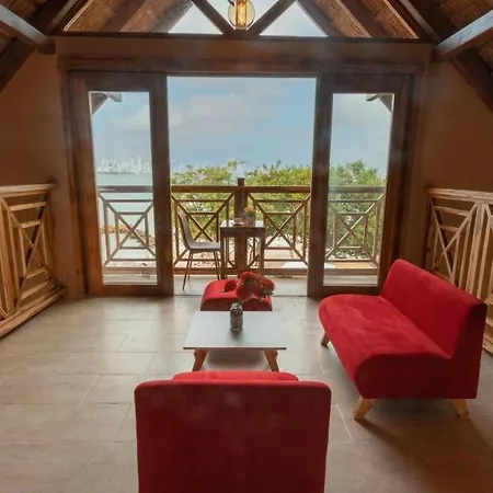 Villa Hi Beach Club *